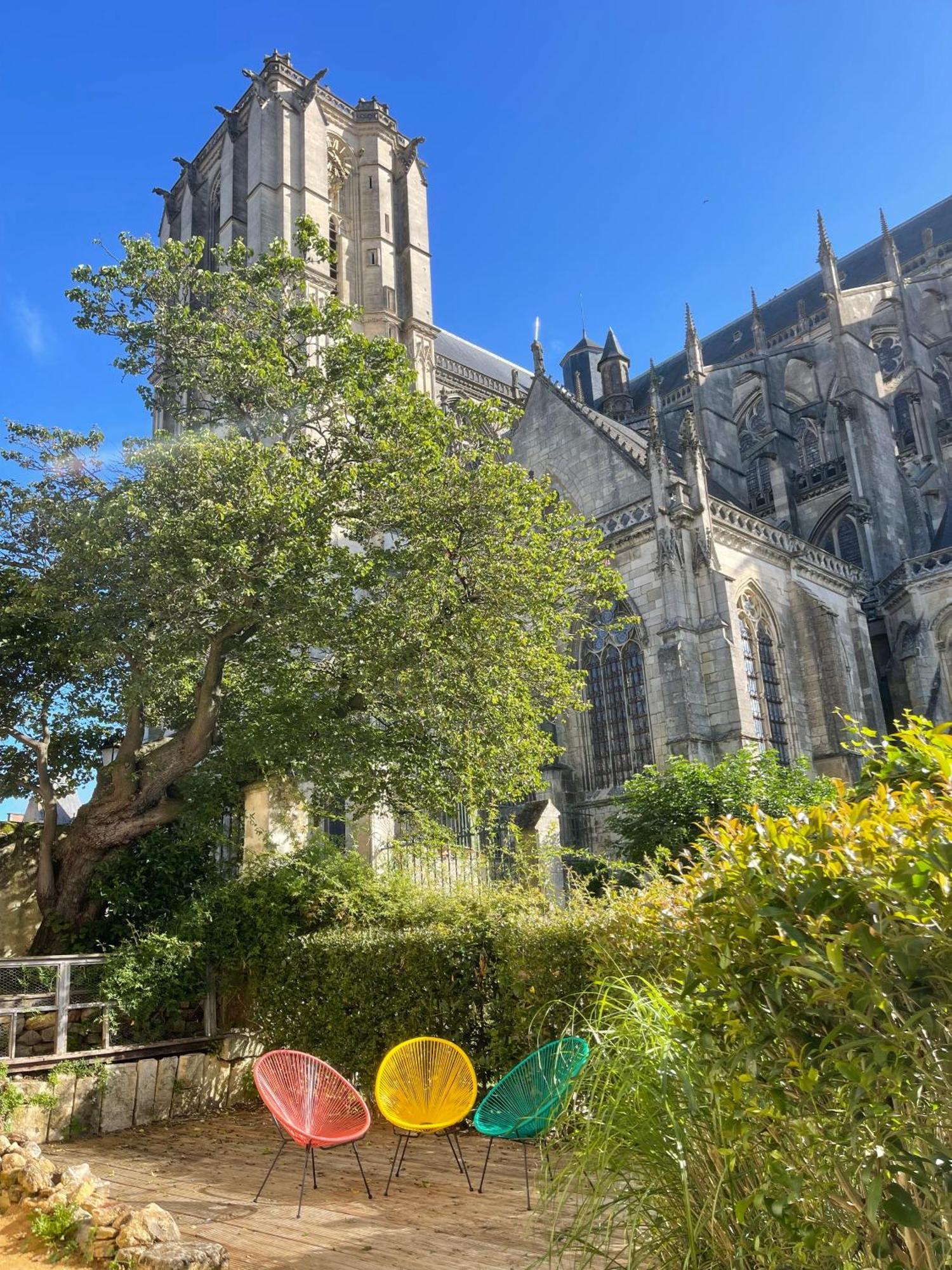 Chambres D'Hote - Maison Des Ecrivains - 50 M De La Cathedrale Et Place Des Jacobins เลอม็องส์ ภายนอก รูปภาพ